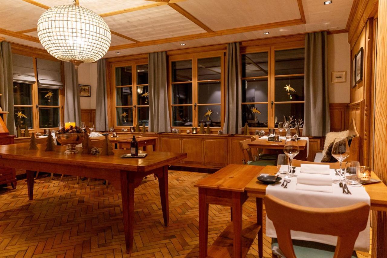 Gasthof zum Schlüssel Ueberstorf Exterior foto